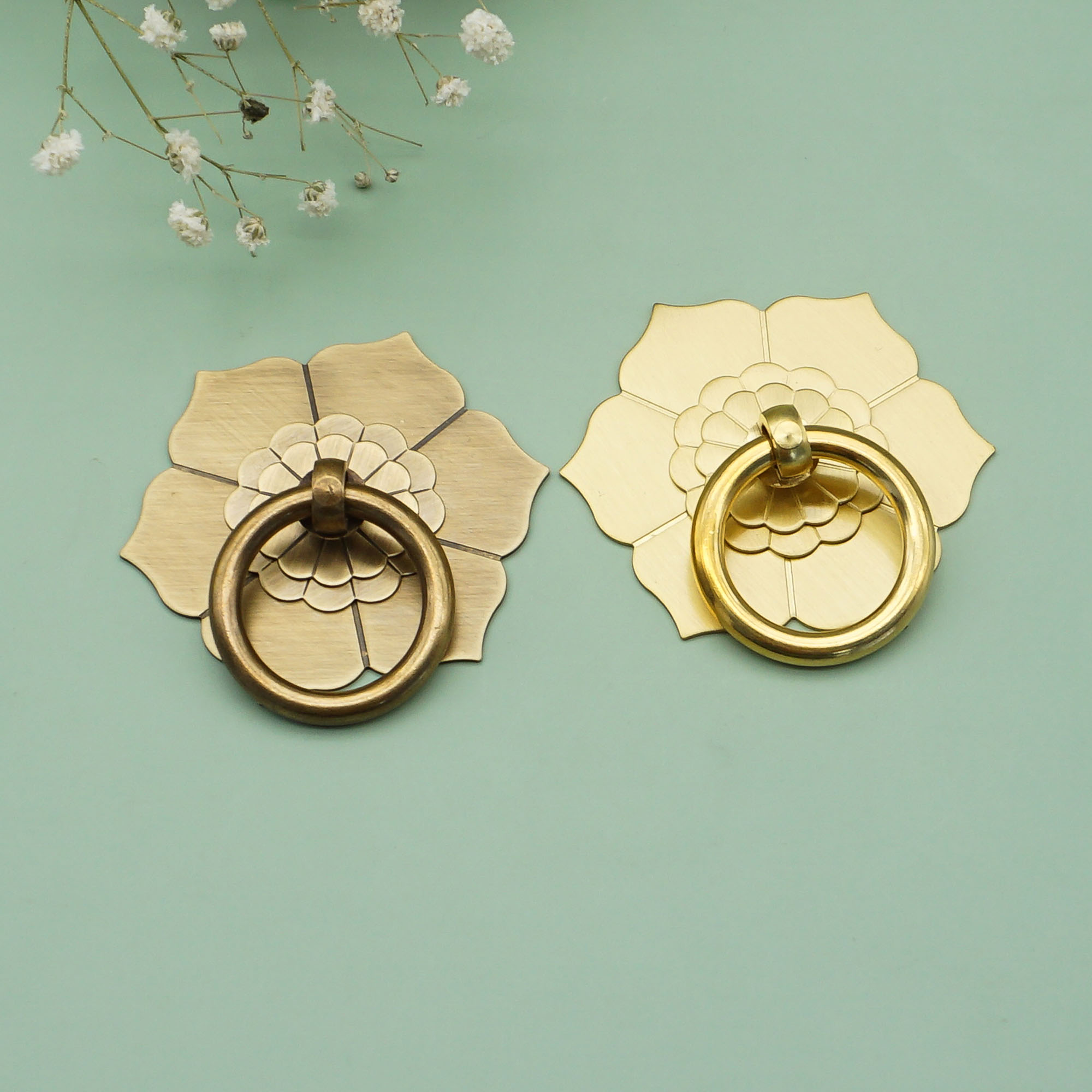 Furniture Hardware With Backplate - 花柄引き出しプル ヴィンテージドロップリングプル アンティークブロンズノブ バックプレート付き 真鍮ゴールド ドレッサーハンドル