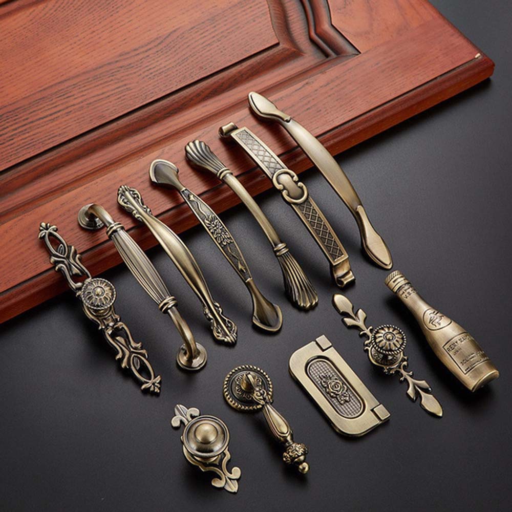 ヴィンテージブロンズワードローブドレッサーキャビネットプルハ - Furniture Hardware Pulls のレビューと価格